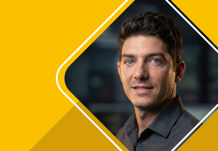 From Cybercafé to Command Line: Nicolás Gambini's Path to Linux
